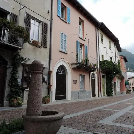 아파트 La Piazza Al Lago - A 40 Metri Dal Lago *